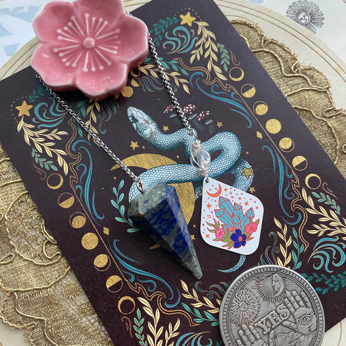 Lapis lazuli heiluri & vuorikristalli helmi