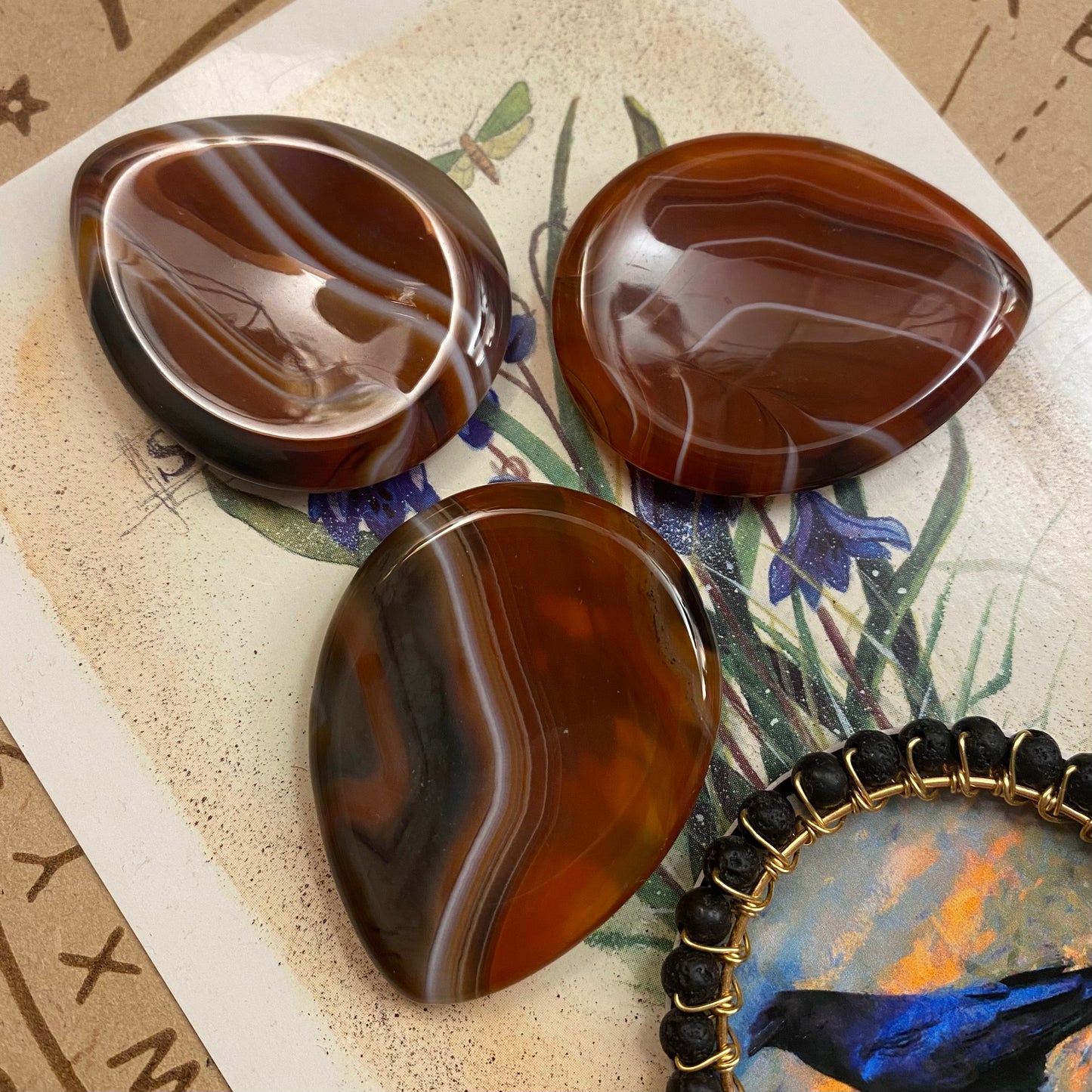 Karneoli pisara, huolikivi