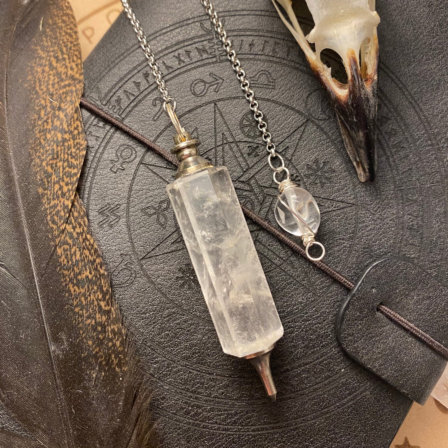 Vuorikristalli heiluri