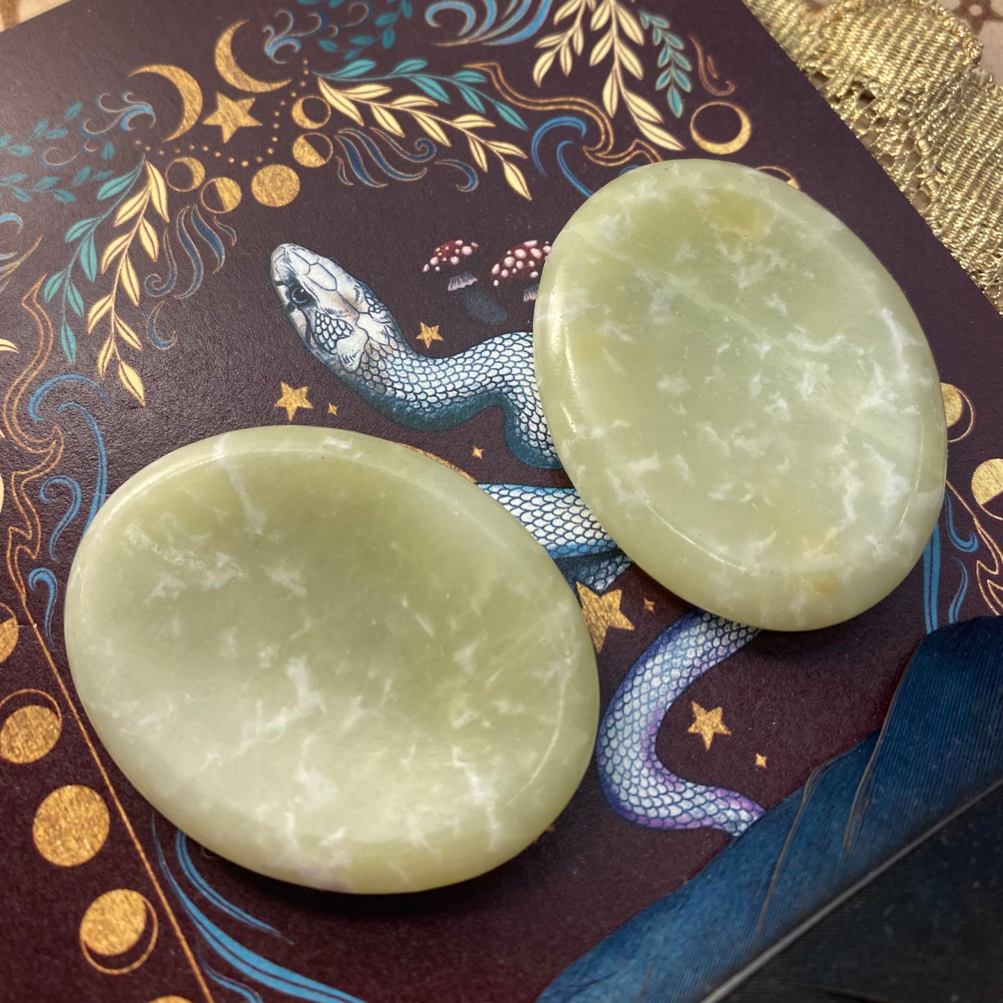 Serpentiini jade, huolikivi