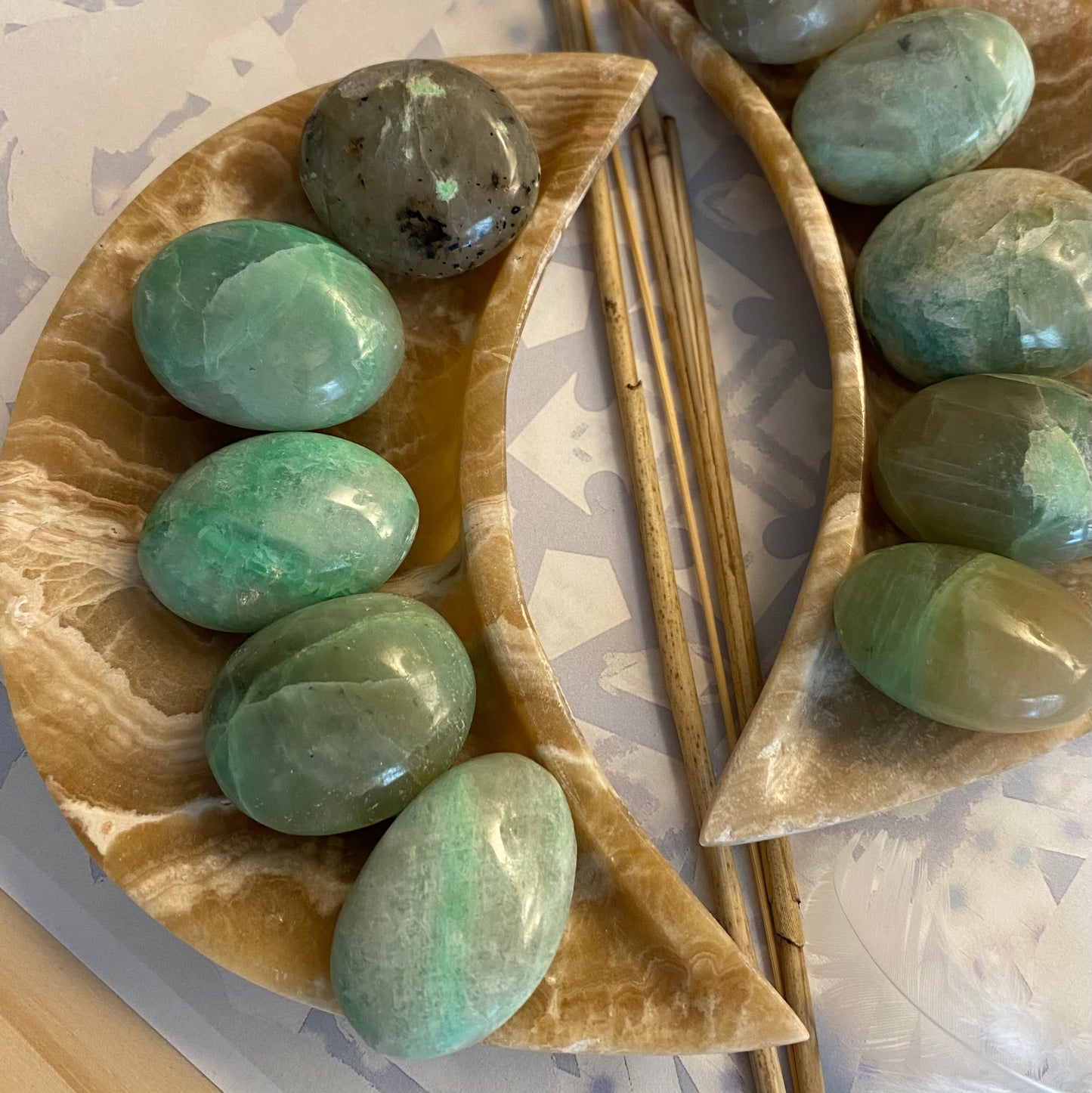 Kuukivi, vihreä, taskukivi