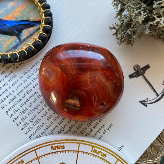 Karneoli 4cm, kämmenkivi