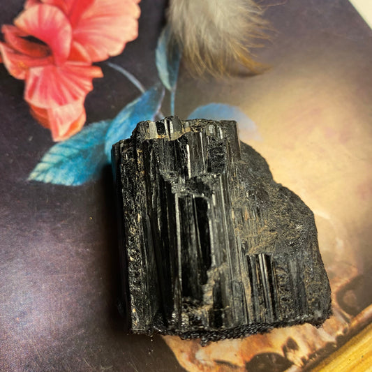 Musta turmaliini patsas 3,8cm