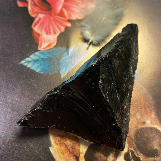 Obsidiaani raakakivi 6,5cm