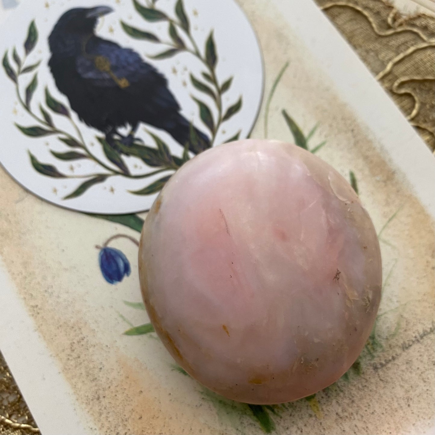 Pinkki opaali, kämmenkivi