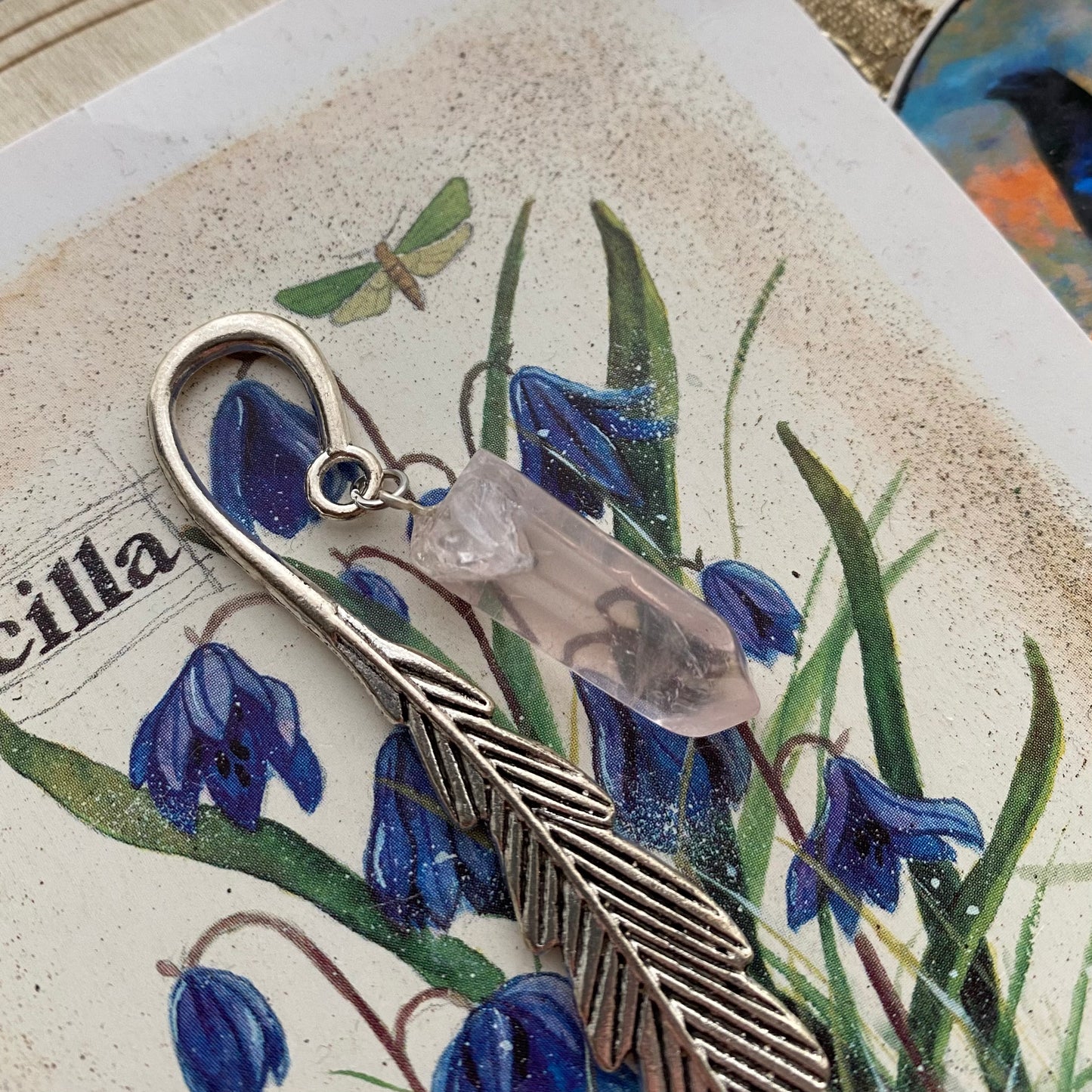 Ruusukvartsi kirjanmerkki