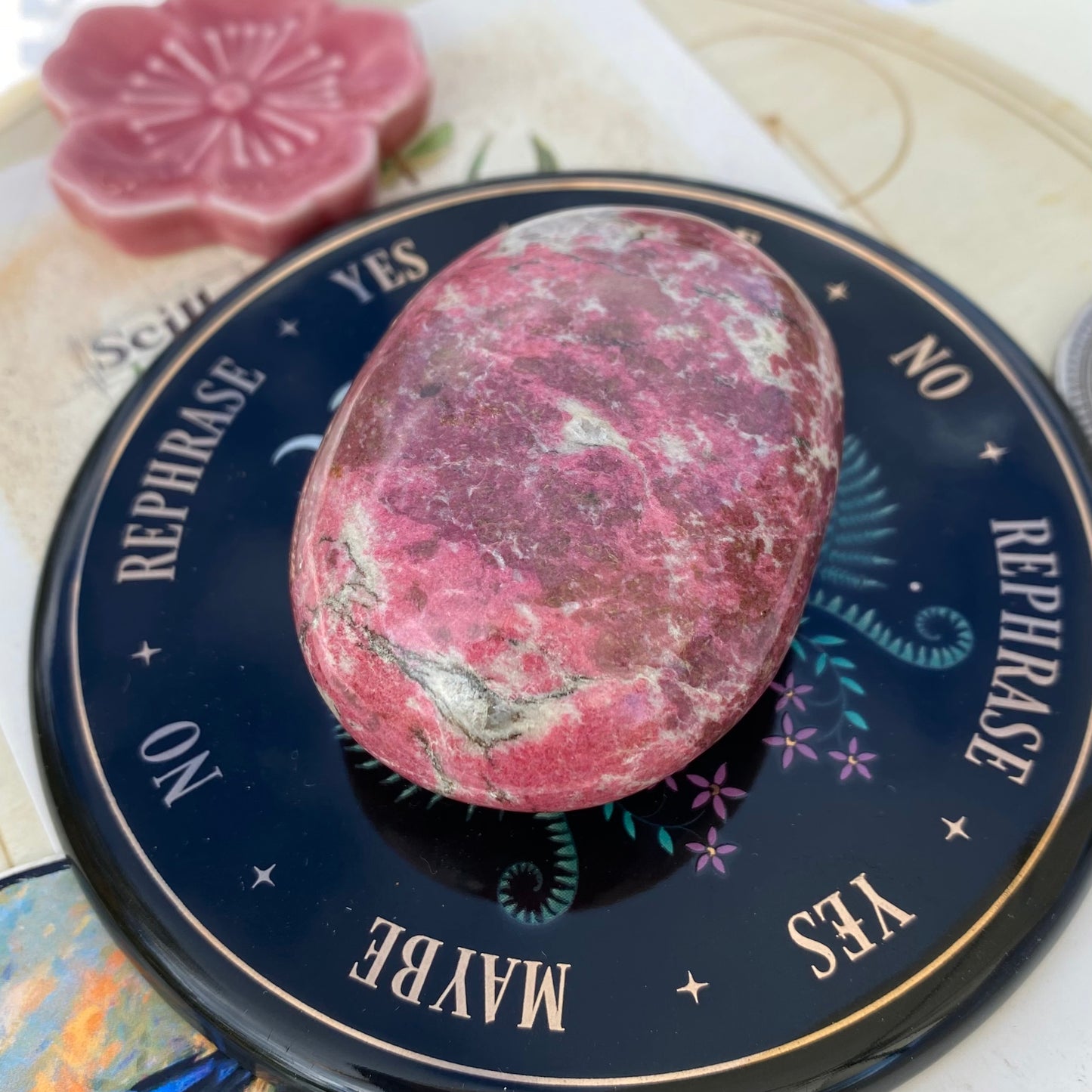 Thuliitti kämmenkivi