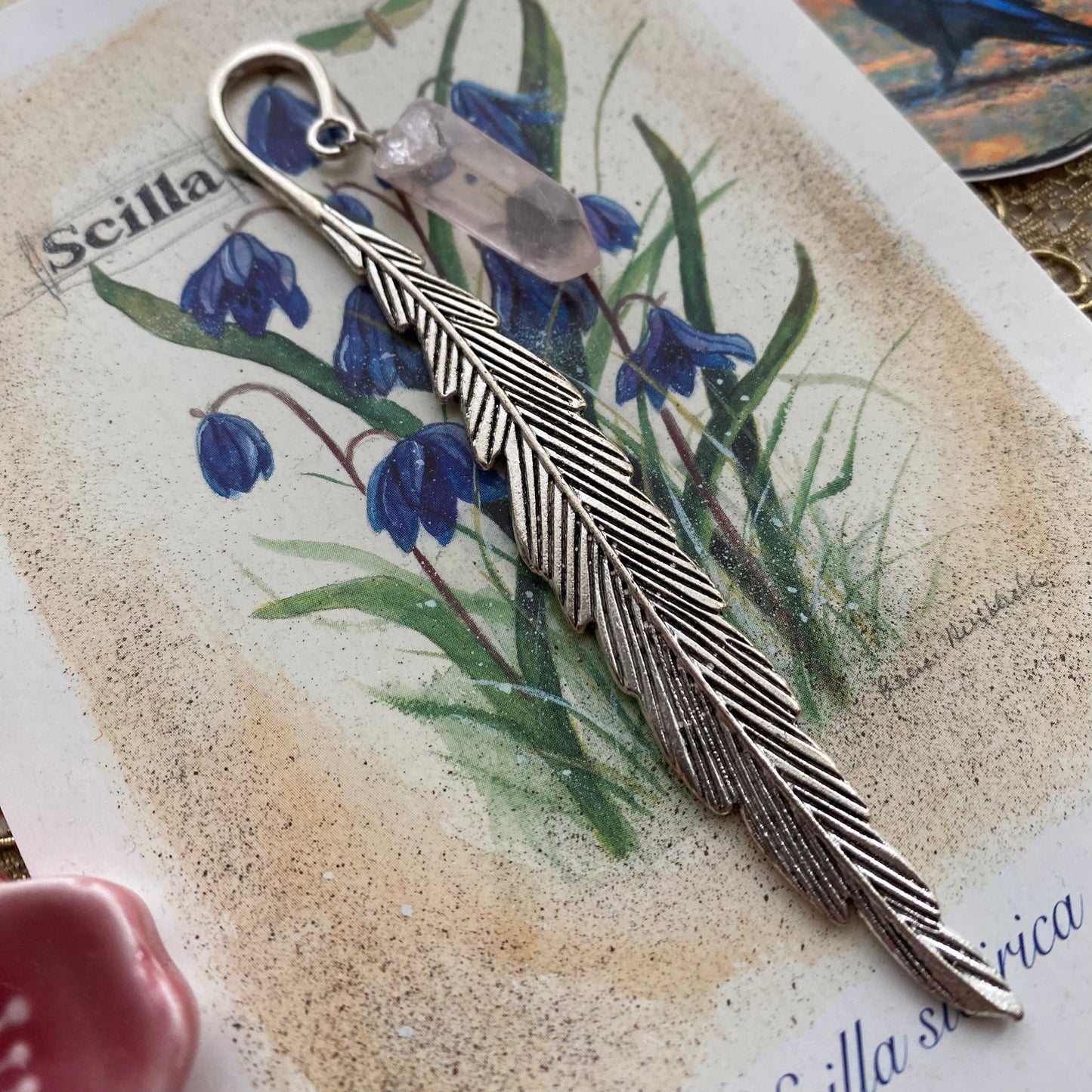 Ruusukvartsi kirjanmerkki