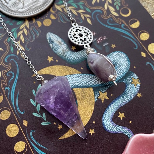 Ametisti heiluri & omm symboli