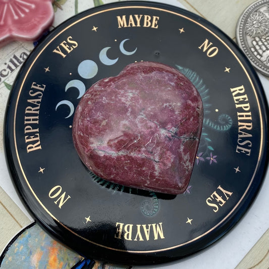 Thuliitti kämmenkivi sydän